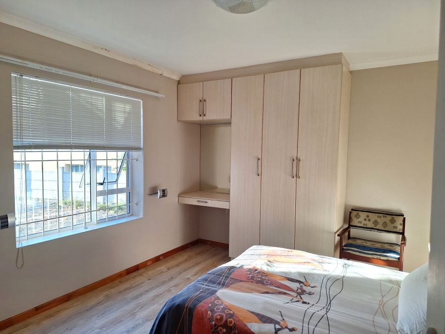 To Let 2 Bedroom Property for Rent in Bothasrus Eastern Cape